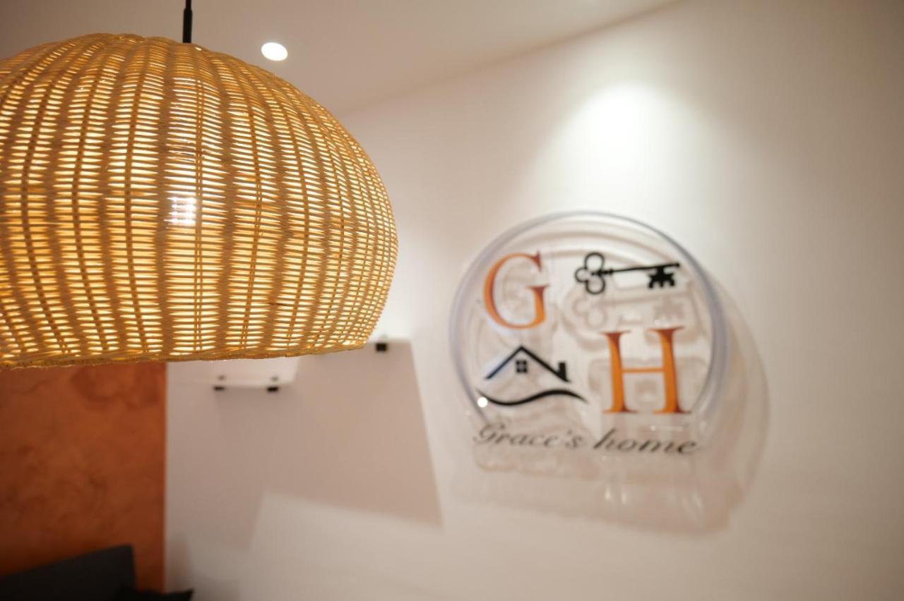 B&B Grace'S Home Affittacamere Каникатти Экстерьер фото
